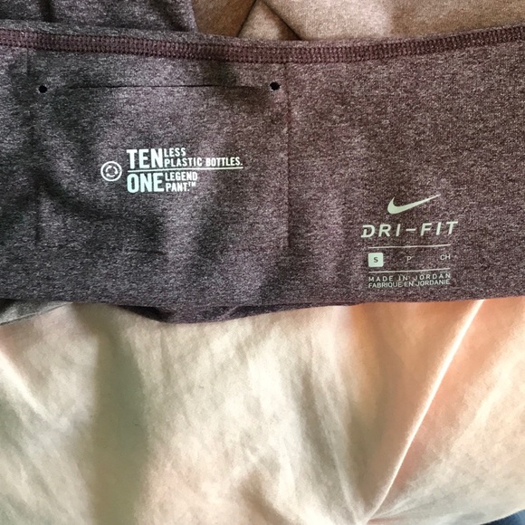 Nike One Legend Leggings - Picture 2 of 2